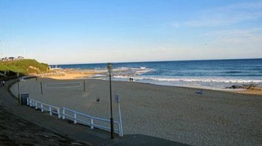 Alloggio Newcastle Beach image 1